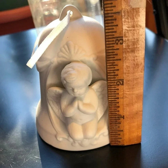 Vintage Christmas ornament Angel Bell - Picture 2 of 4